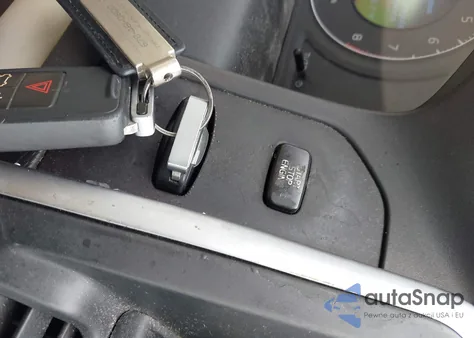 2010 Volvo Xc60 3.2 z USA, uszkodzony, nr VIN YV4982DL2A2122930